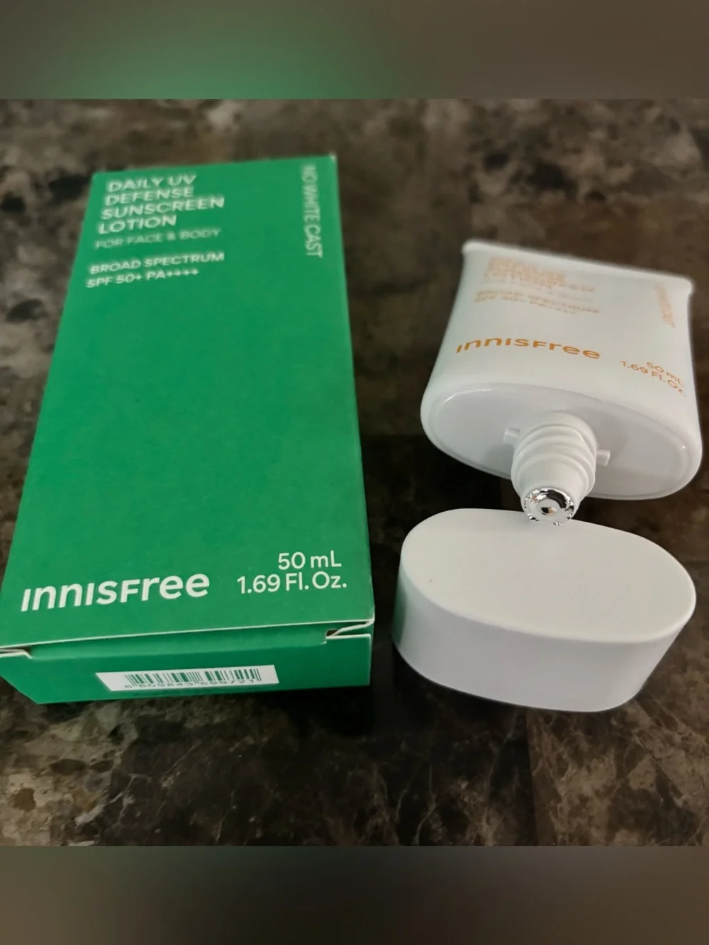 Innisfree Daily UV Defense Sunscreen Lotion 1.69 fl oz SPF 50 Exp 3/28 Face New